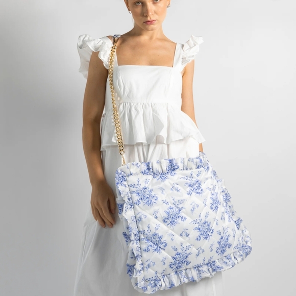 **1 Left**Selkie The Austen Pillow Purse - Picture 10 of 16